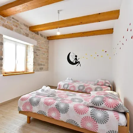 Holiday home Fuer 5 Personen Ca 66 Qm In Krsanci, Istrien Binnenland Von Istrien Pifari