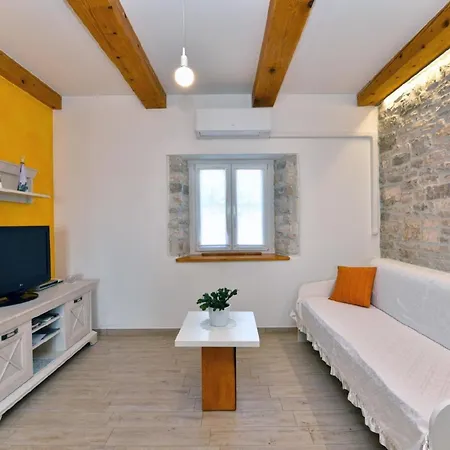 Holiday home Fuer 5 Personen Ca 66 Qm In Krsanci, Istrien Binnenland Von Istrien *